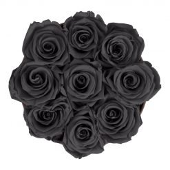 Runde Rosenbox aus hellgrauem Samt mit schwarzen Infinityrosen von oben