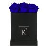 Eckige Rosenbox in schwarz mit blauen Infinityrosen