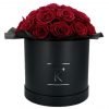 Gorgeous Rosenbox schwarz, dunkelrote Rosen, Ansicht von vorne